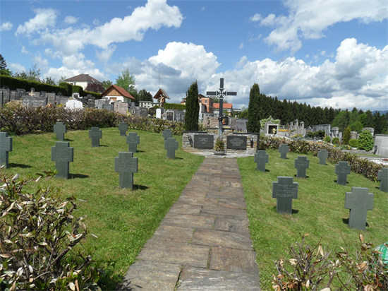 ÖKB Soldatenfriedhof.JPG